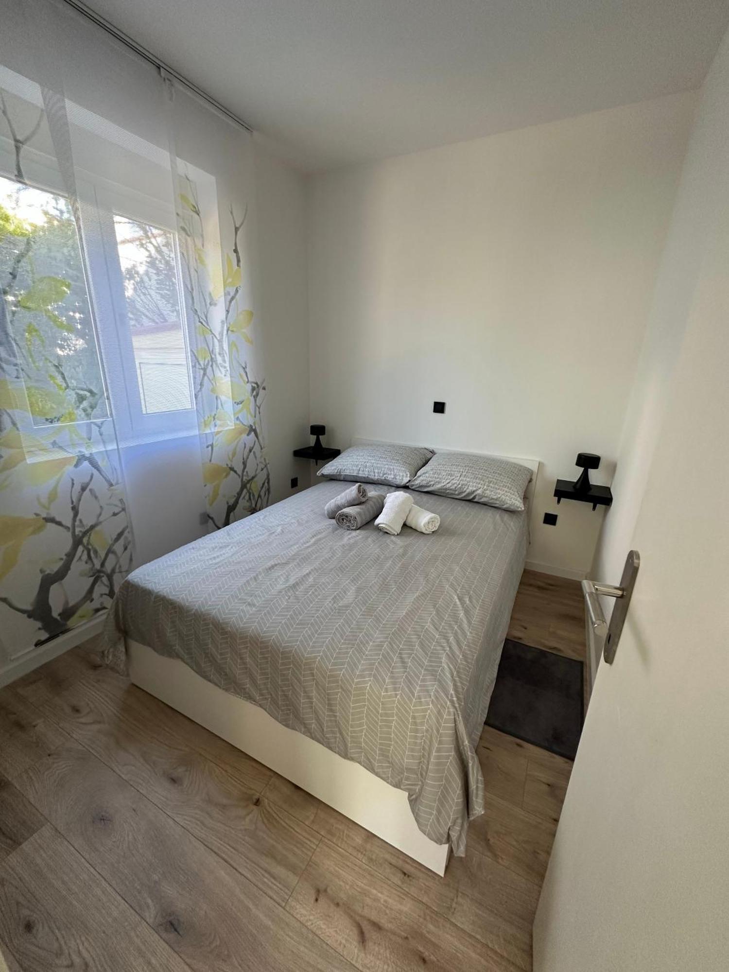Apartment Roni ザダル エクステリア 写真