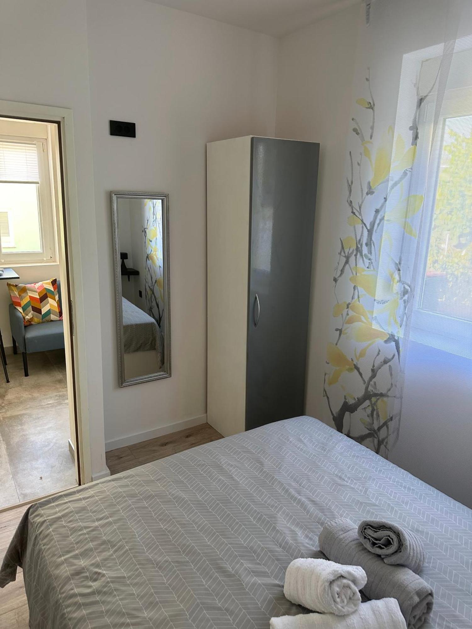 Apartment Roni ザダル エクステリア 写真