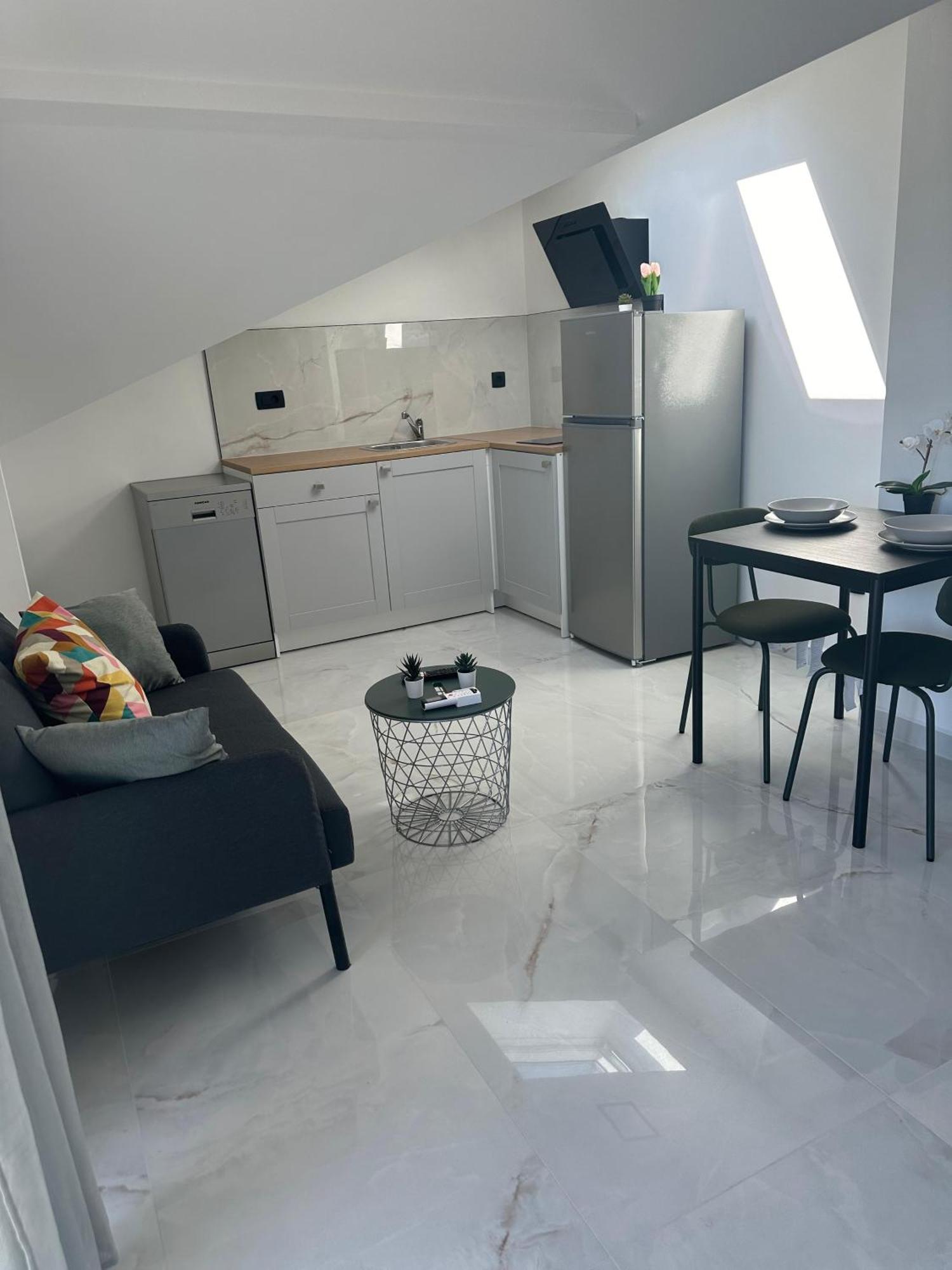 Apartment Roni ザダル エクステリア 写真
