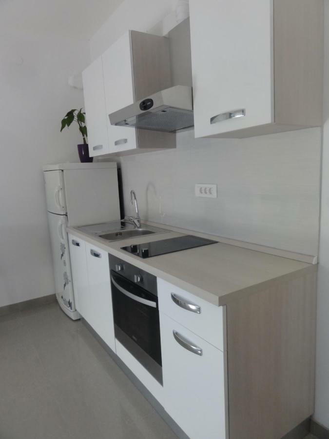 Apartment Roni ザダル エクステリア 写真