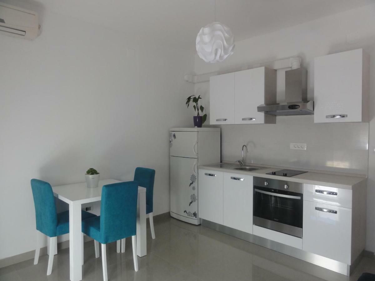 Apartment Roni ザダル エクステリア 写真